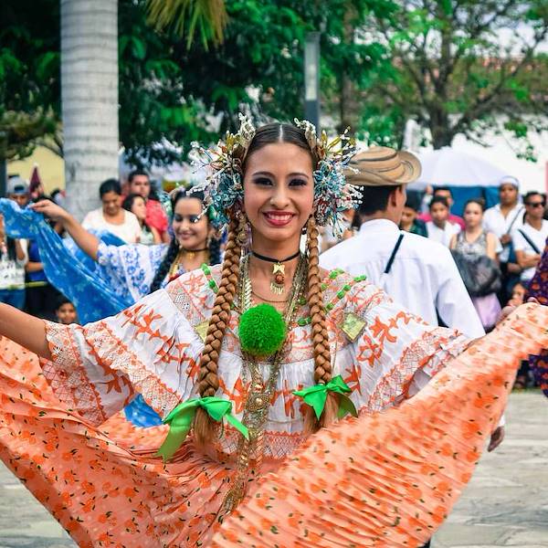 Esperienze culturali in Costa Rica: festival, arte e tradizioni